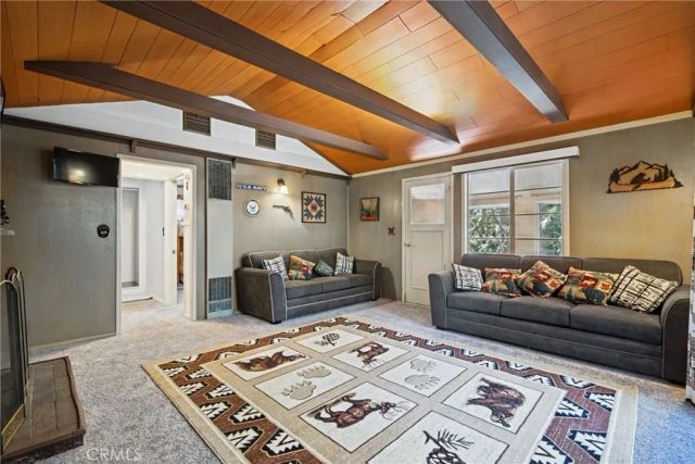 32800 Willow, Running Springs, CA 92382