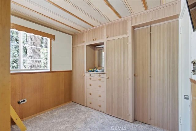 32800 Willow, Running Springs, CA 92382