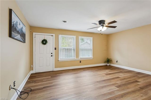 1630 Darren CIR, Portsmouth, VA 23701