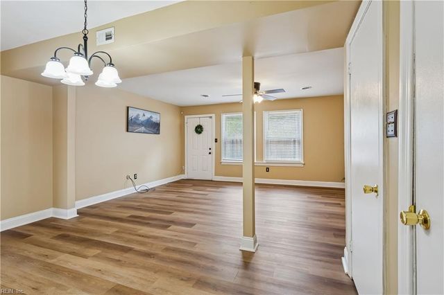 1630 Darren CIR, Portsmouth, VA 23701