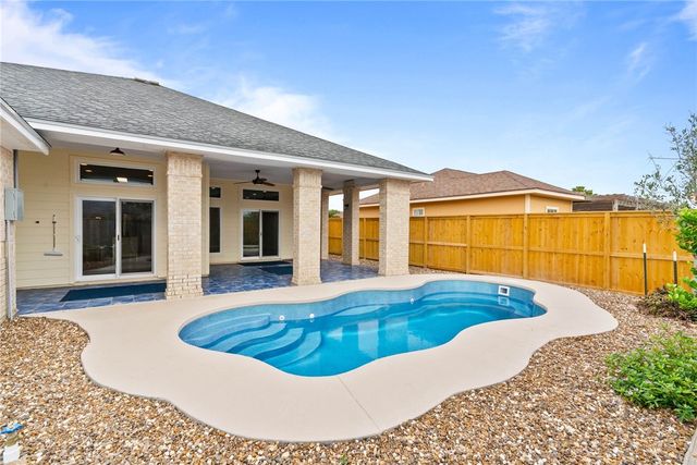 16118 Broomsedge St, Corpus Christi, TX 78418