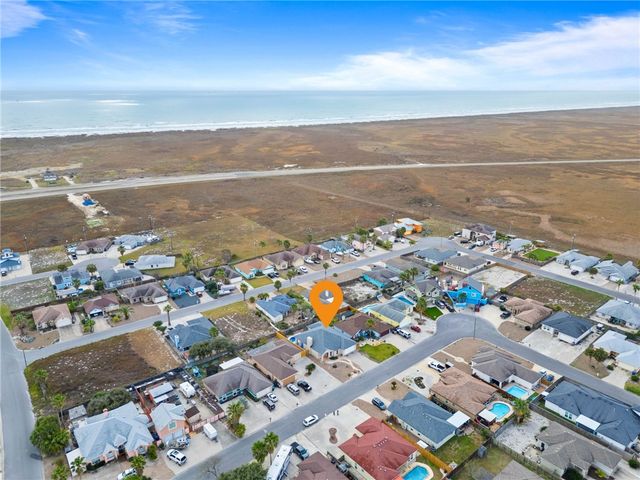 16118 Broomsedge St, Corpus Christi, TX 78418