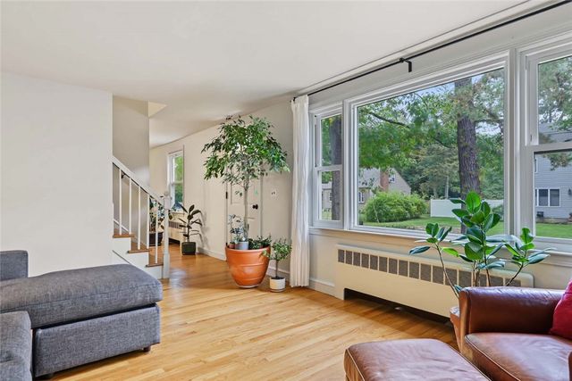 18 Pine Cone Drive, Barrington, RI 02806