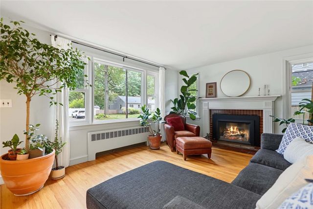 18 Pine Cone Drive, Barrington, RI 02806