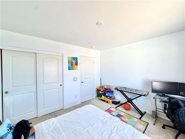 30120 Crescent Pointe Way, Menifee, CA 92585