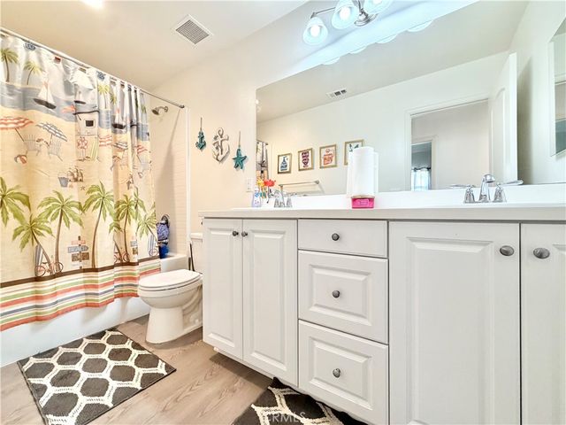 30120 Crescent Pointe Way, Menifee, CA 92585