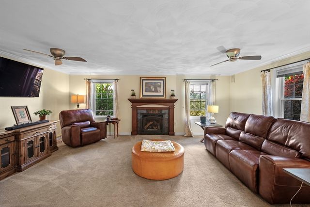 11 Arthur Gordon Dr, Rowley, MA 01969