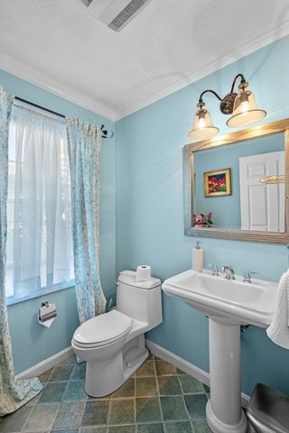 11 Arthur Gordon Dr, Rowley, MA 01969