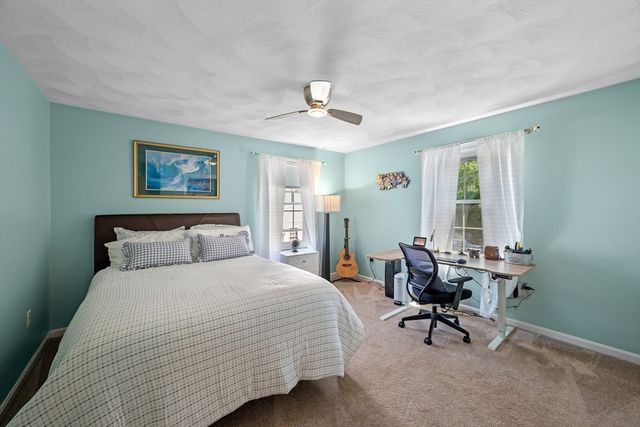 11 Arthur Gordon Dr, Rowley, MA 01969