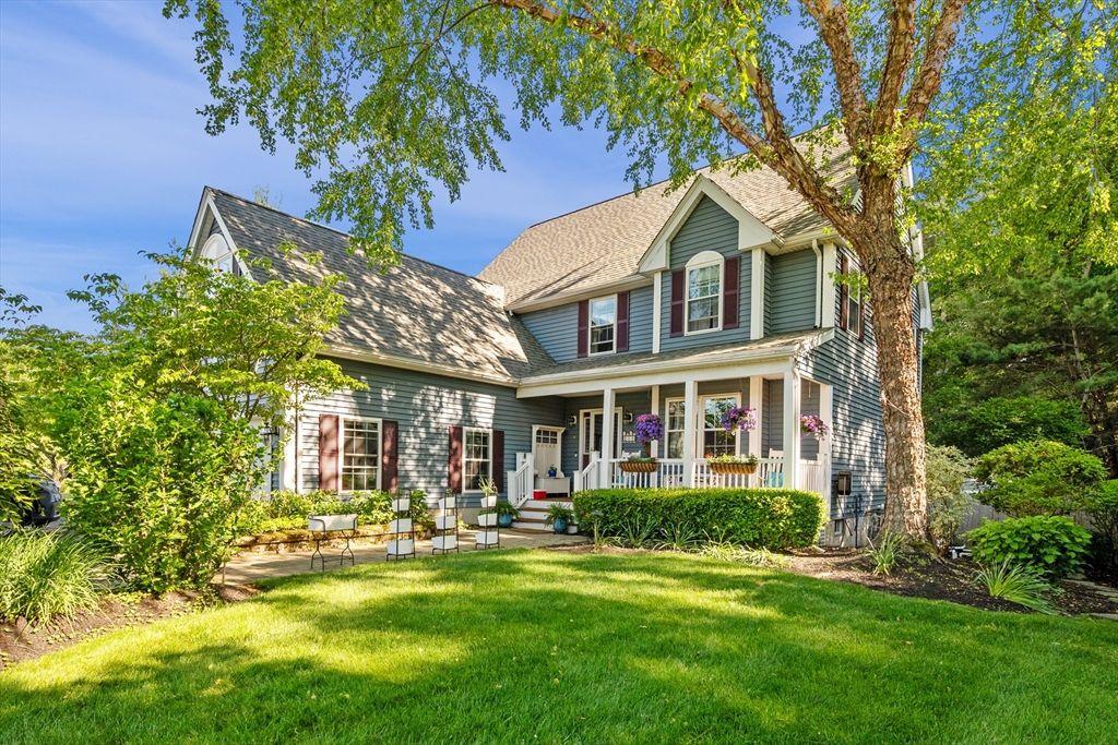 11 Arthur Gordon Dr, Rowley, MA 01969