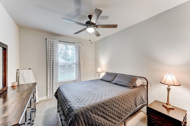 161 Springs Edge Drive, Conroe, TX 77356