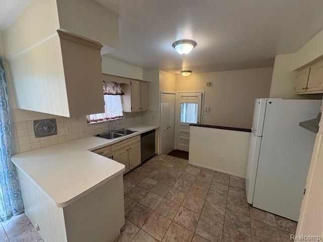 26253 Fordson Highway, Redford, MI 48239