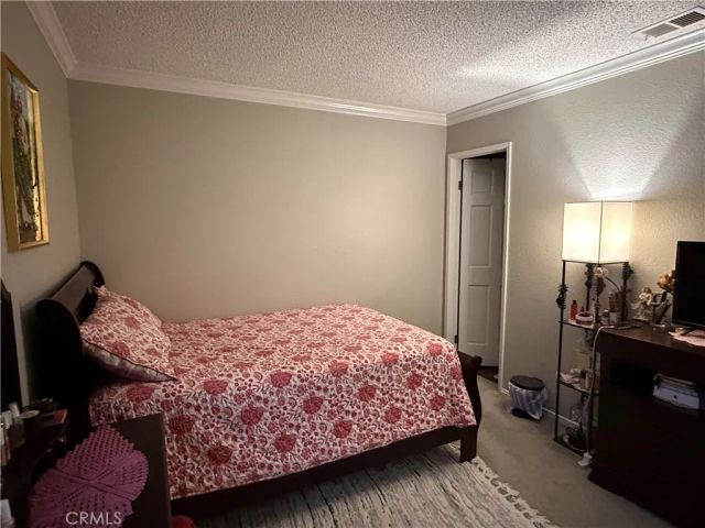 1460 Kendall 17, San Bernardino, CA 92407