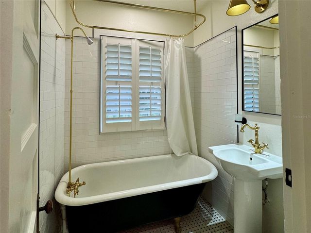 707 SE 10TH PLACE, Ocala, FL 34471