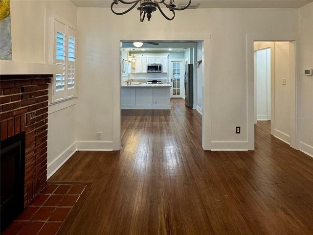 707 SE 10TH PLACE, Ocala, FL 34471