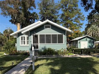 707 SE 10TH PLACE, Ocala, FL 34471
