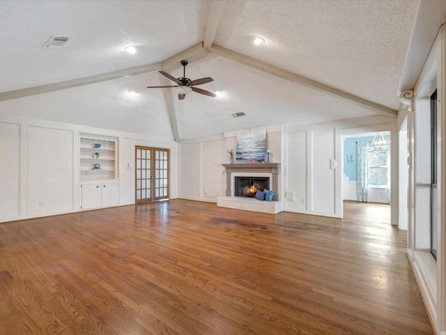 1015 Woodhorn Drive, Houston, TX 77062