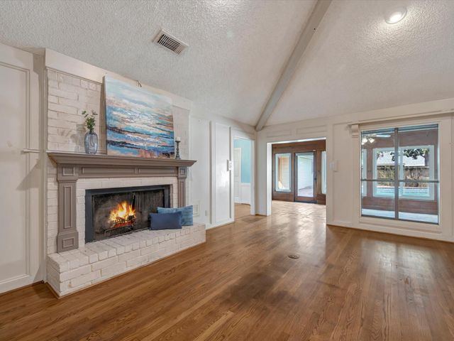 1015 Woodhorn Drive, Houston, TX 77062