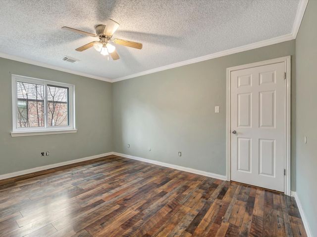 1015 Woodhorn Drive, Houston, TX 77062