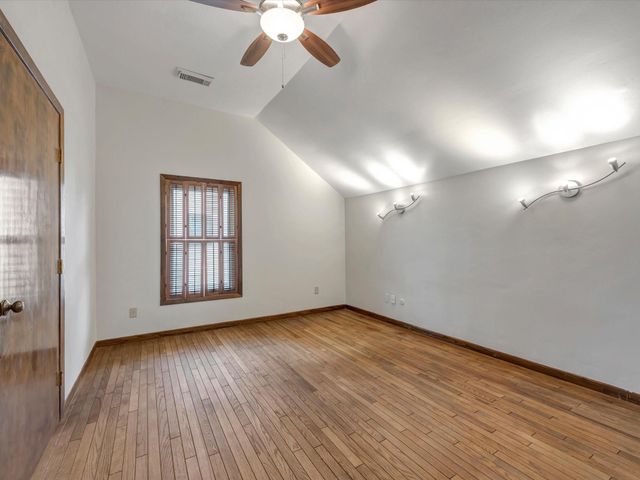 1015 Woodhorn Drive, Houston, TX 77062