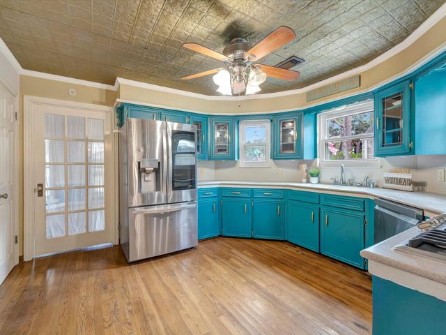 1015 Woodhorn Drive, Houston, TX 77062