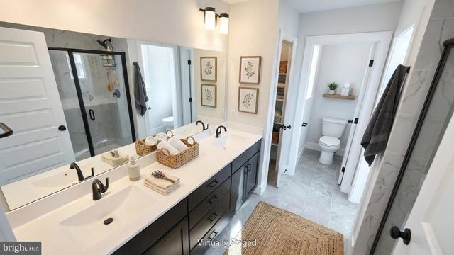 130 SOUTH MOUNTAIN DR, Carlisle, PA 17013