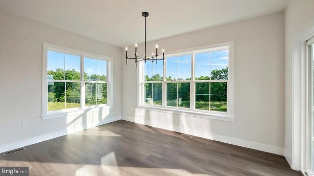 130 SOUTH MOUNTAIN DR, Carlisle, PA 17013