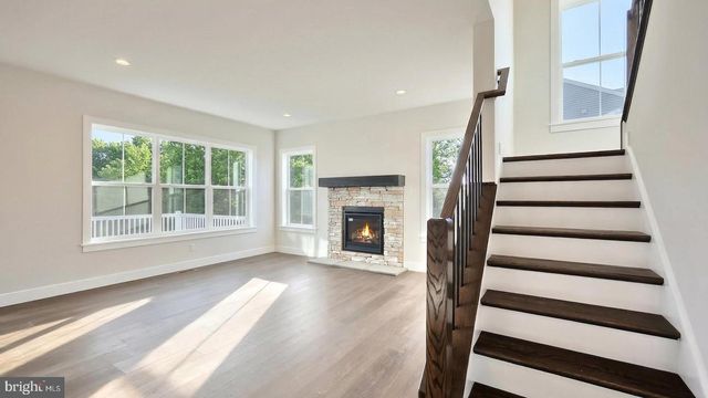130 SOUTH MOUNTAIN DR, Carlisle, PA 17013