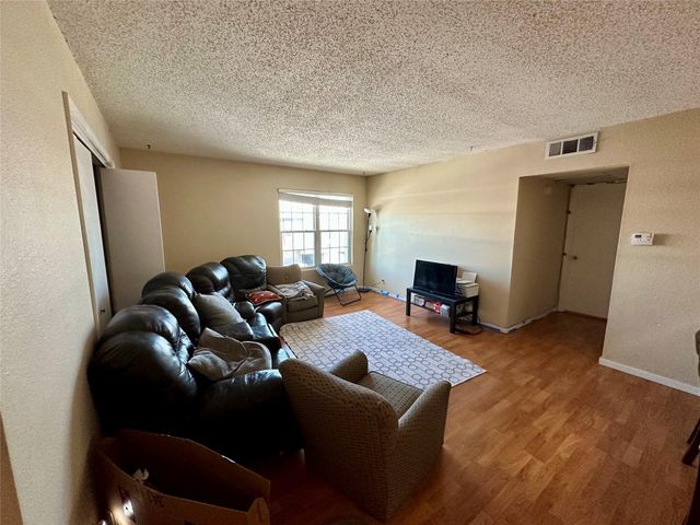 910 Duncan LN 52, Austin, TX 78705