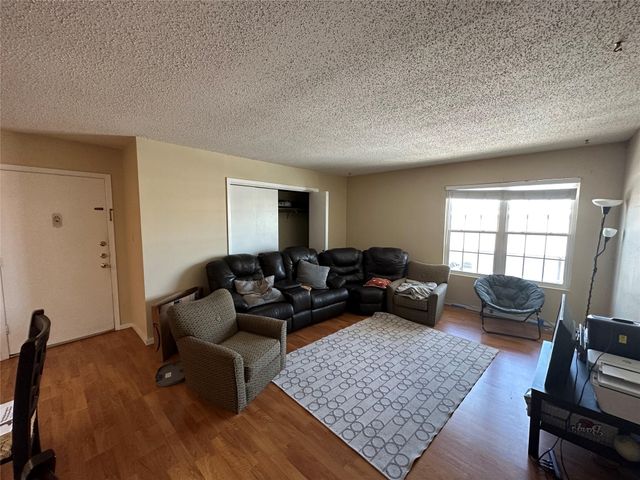 910 Duncan LN 52, Austin, TX 78705
