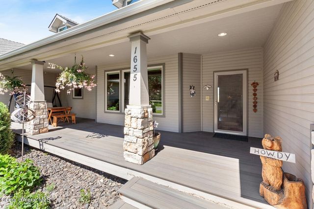 1655 W Diamond Bar Rd, Rathdrum, ID 83858