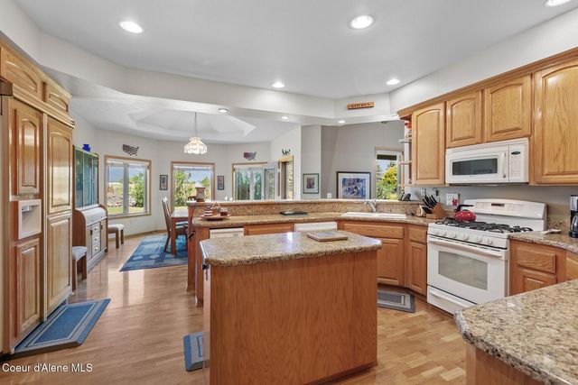 1655 W Diamond Bar Rd, Rathdrum, ID 83858