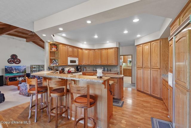 1655 W Diamond Bar Rd, Rathdrum, ID 83858