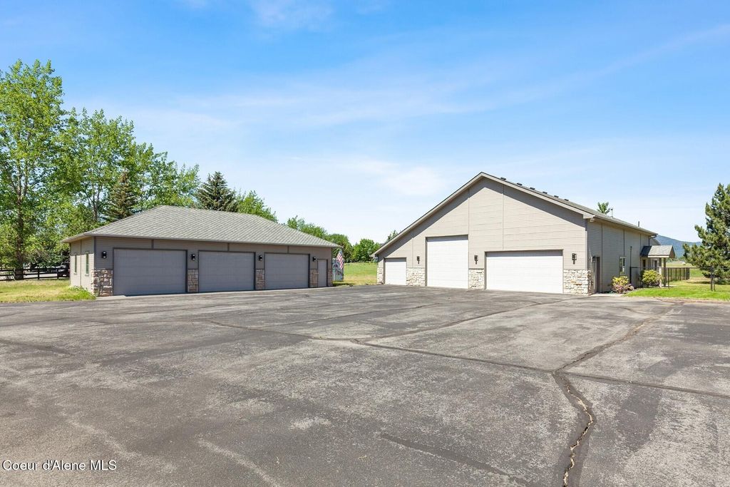 1655 W Diamond Bar Rd, Rathdrum, ID 83858 photo 4