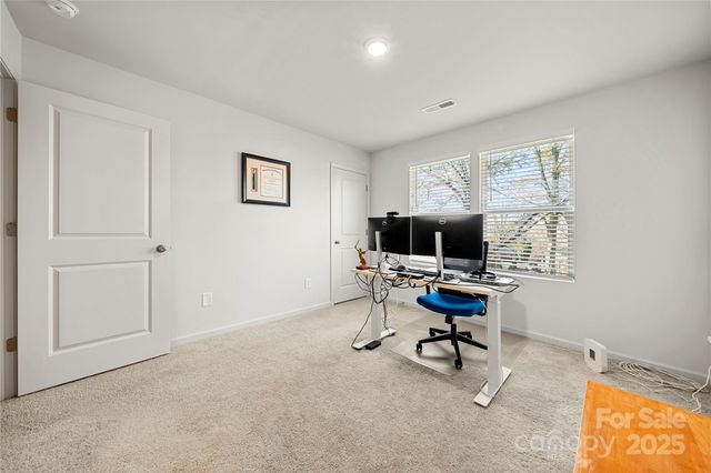 127 Villa Lane, Lincolnton, NC 28092