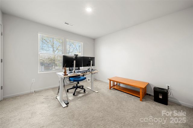 127 Villa Lane, Lincolnton, NC 28092