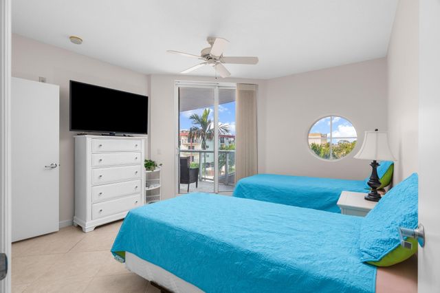 2051 SE 3rd Street 307, Deerfield Beach, FL 33441