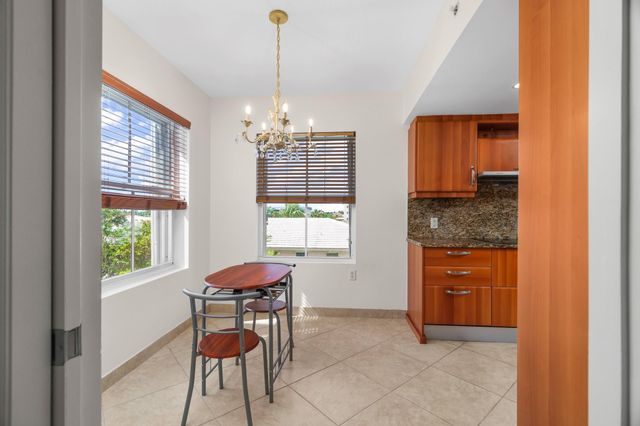 2051 SE 3rd Street 307, Deerfield Beach, FL 33441
