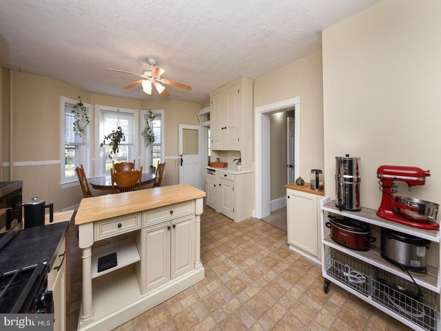 17-19 N SECOND ST, Souderton, PA 18964