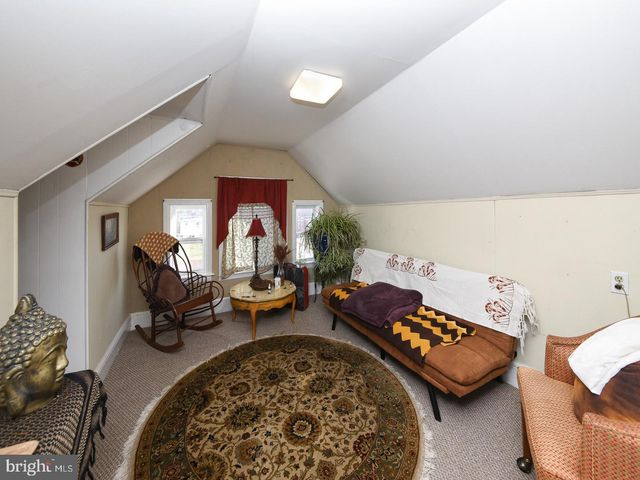 17-19 N SECOND ST, Souderton, PA 18964