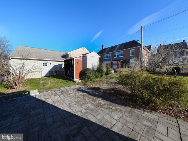 17-19 N SECOND ST, Souderton, PA 18964