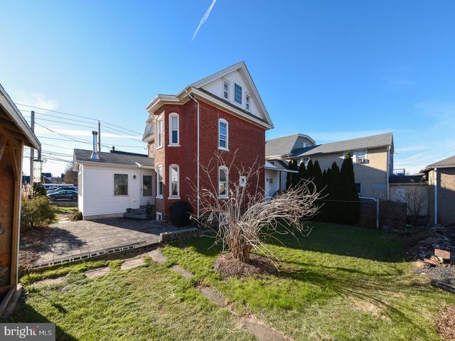 17-19 N SECOND ST, Souderton, PA 18964