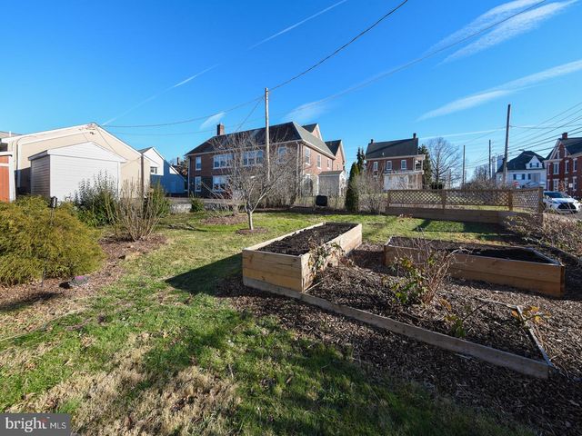 17-19 N SECOND ST, Souderton, PA 18964