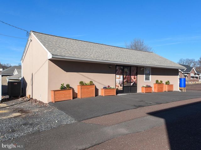 17-19 N SECOND ST, Souderton, PA 18964