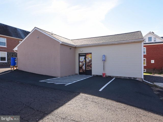 17-19 N SECOND ST, Souderton, PA 18964