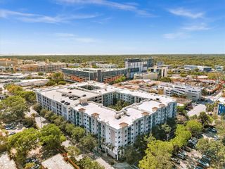 6001 SW 70th St 313, South Miami, FL 33143