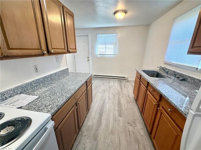 1724 Selden AVE, Norfolk, VA 23523