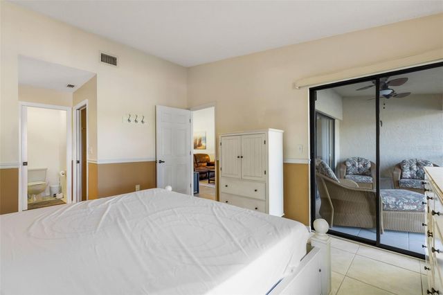 4514 WEYBRIDGE 54, Sarasota, FL 34235