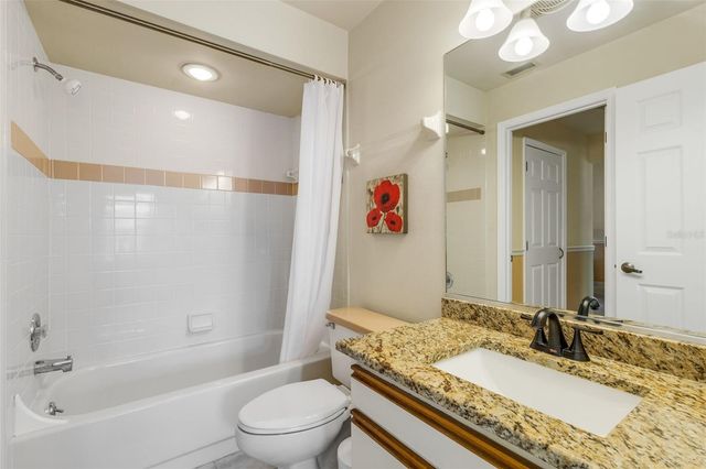 4514 WEYBRIDGE 54, Sarasota, FL 34235