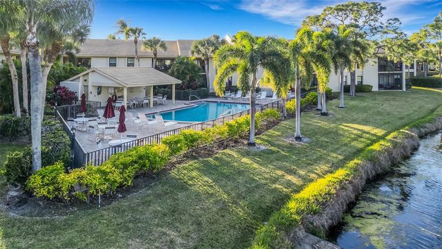 4514 WEYBRIDGE 54, Sarasota, FL 34235